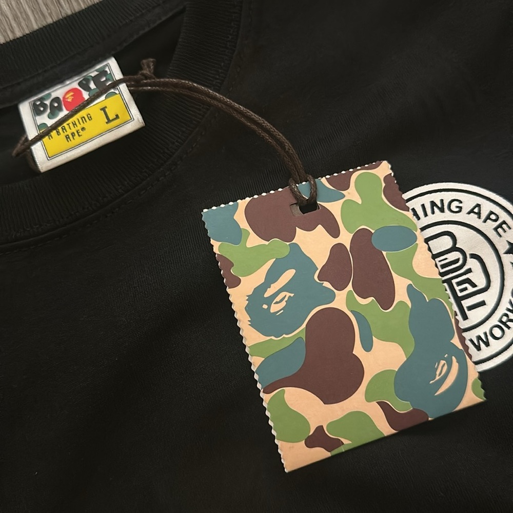 Bape Tee Shirt Size L - Picture 2 of 3